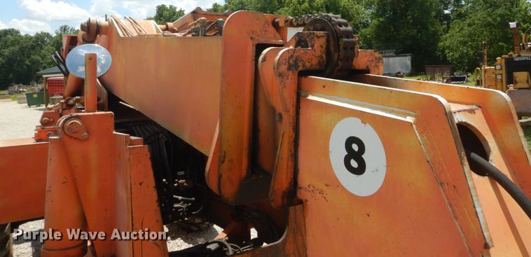 image for item GV9075 2000 SkyTrack TL-8042  telehandler