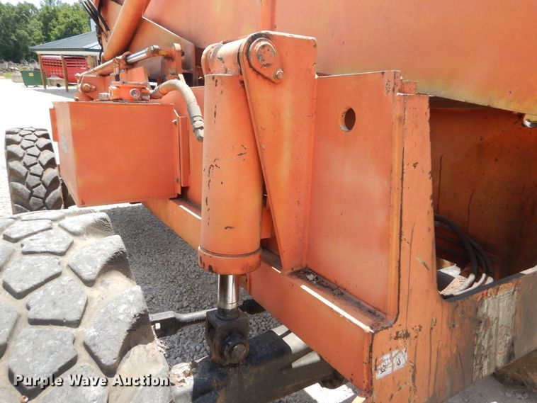 image for item GV9075 2000 SkyTrack TL-8042  telehandler