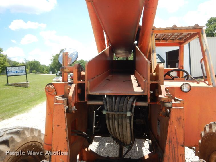 image for item GV9075 2000 SkyTrack TL-8042  telehandler