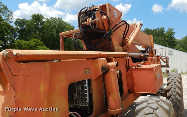 image for item GV9075 2000 SkyTrack TL-8042  telehandler