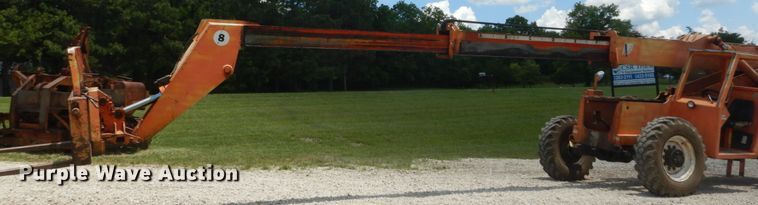 image for item GV9075 2000 SkyTrack TL-8042  telehandler