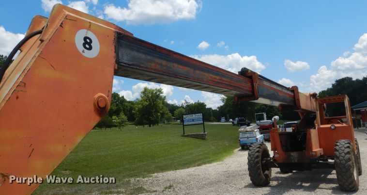 image for item GV9075 2000 SkyTrack TL-8042  telehandler