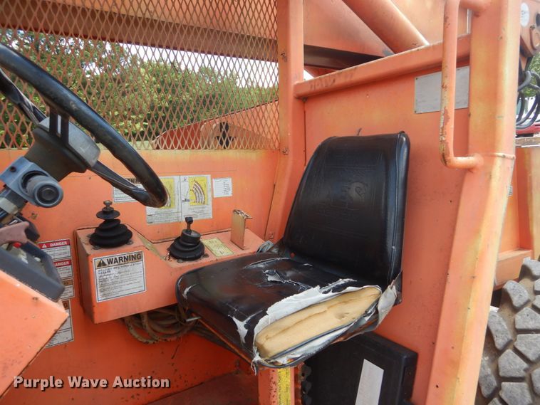 image for item GV9075 2000 SkyTrack TL-8042  telehandler