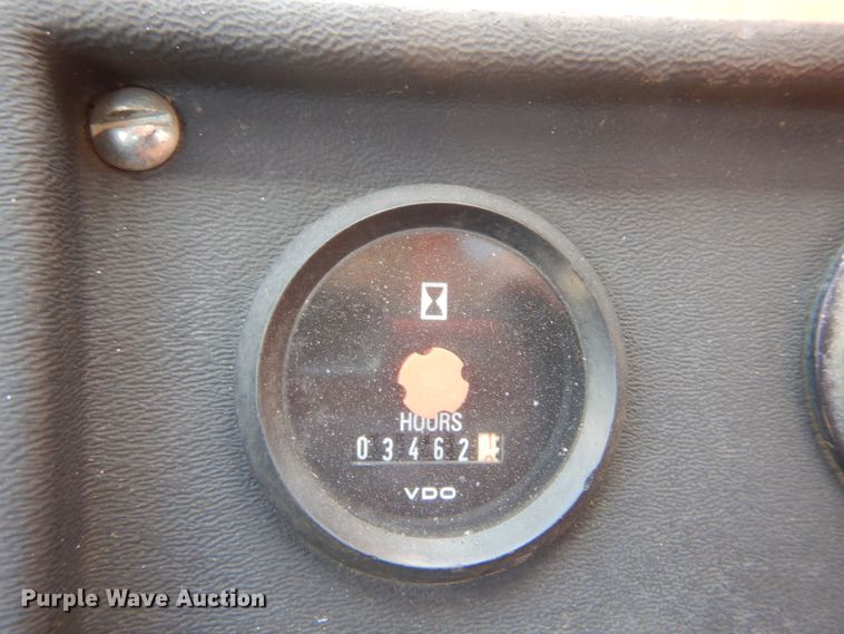 image for item GV9075 2000 SkyTrack TL-8042  telehandler