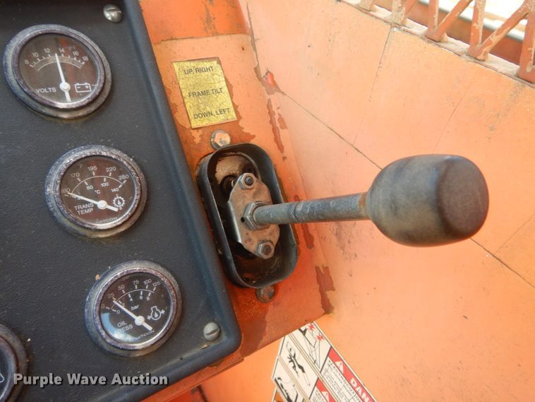 image for item GV9075 2000 SkyTrack TL-8042  telehandler