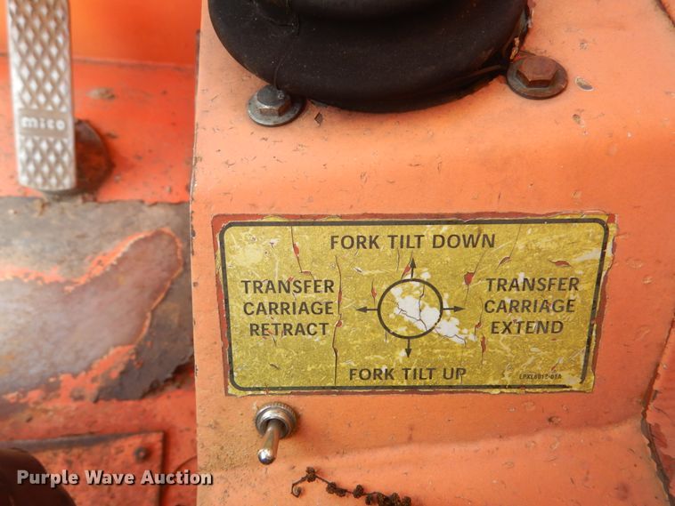 image for item GV9075 2000 SkyTrack TL-8042  telehandler