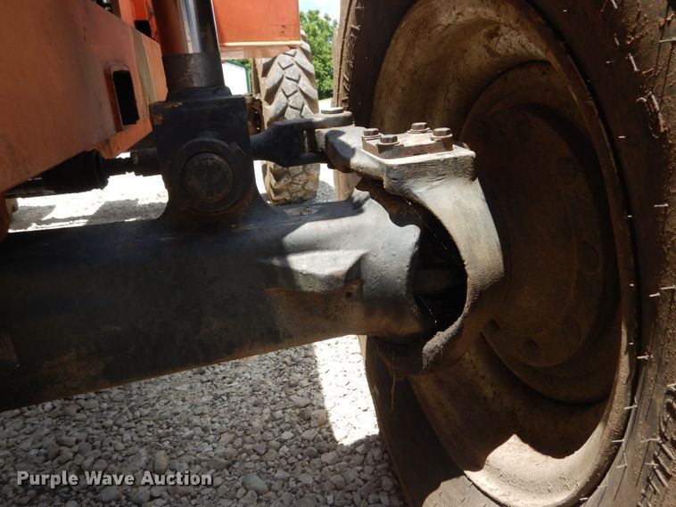 image for item GV9075 2000 SkyTrack TL-8042  telehandler