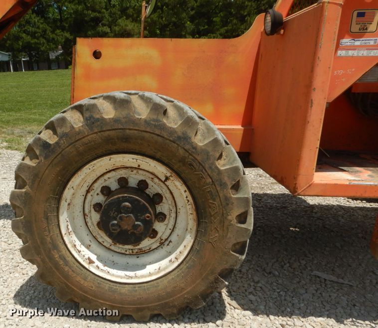image for item GV9075 2000 SkyTrack TL-8042  telehandler