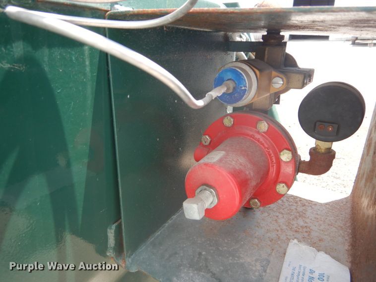 image for item GV9084 Reeves tar pot trailer