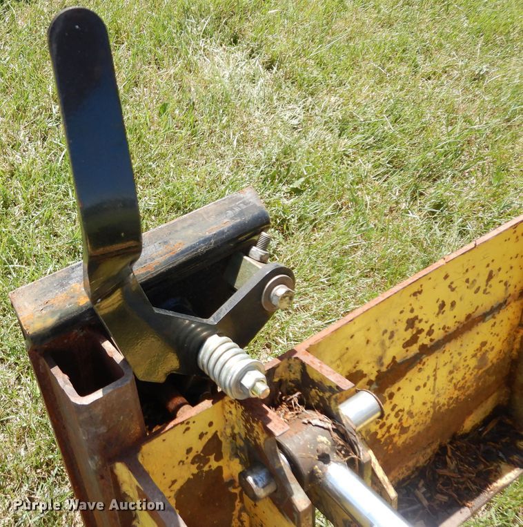 image for item HA9252 New Holland L775  skid steer loader