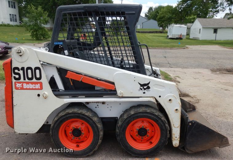 image for item HA9254 2011 Bobcat S100  skid steer loader
