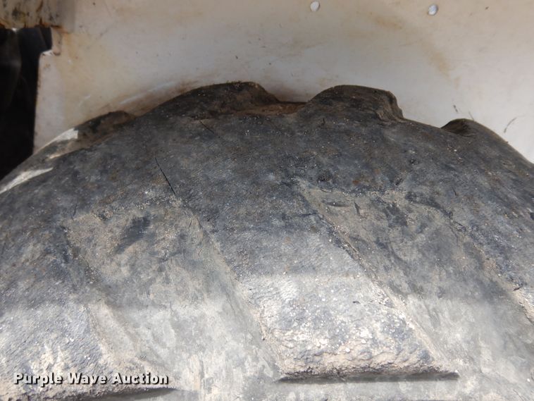 image for item HA9254 2011 Bobcat S100  skid steer loader