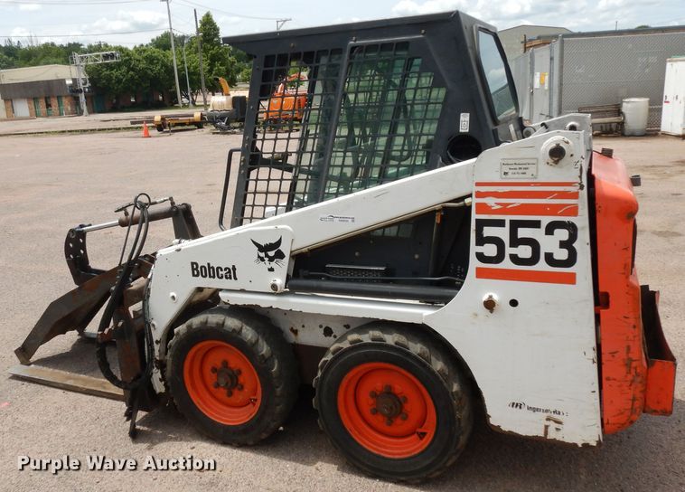 image for item HA9255 2003 Bobcat 553  skid steer loader