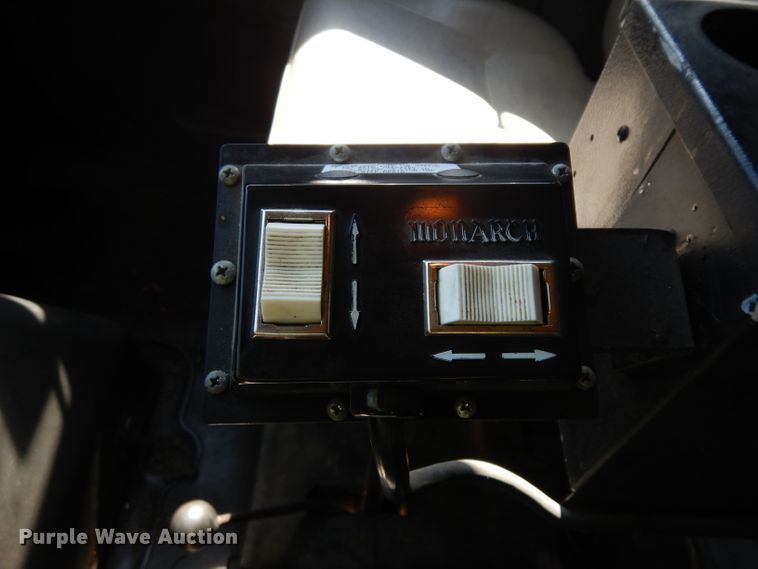 image for item HA9282 1993 International 4900  dump truck