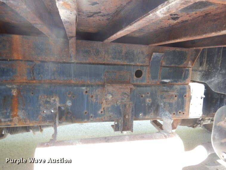 image for item HA9282 1993 International 4900  dump truck