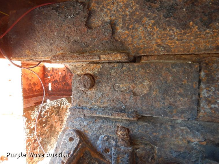 image for item HA9282 1993 International 4900  dump truck