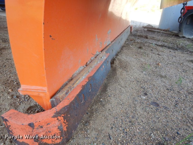 image for item HA9282 1993 International 4900  dump truck