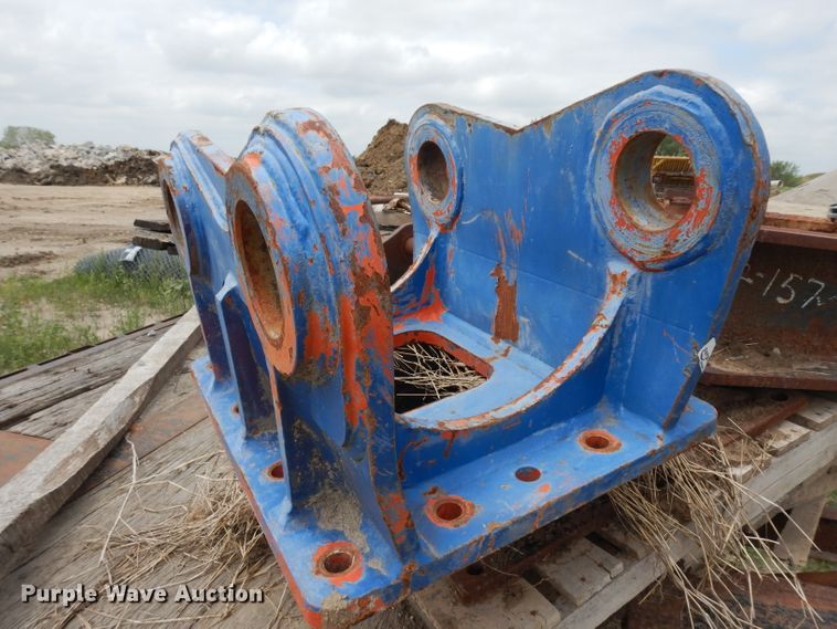 image for item HA9311 Excavator brackets