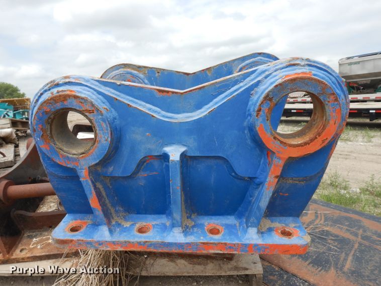 image for item HA9311 Excavator brackets