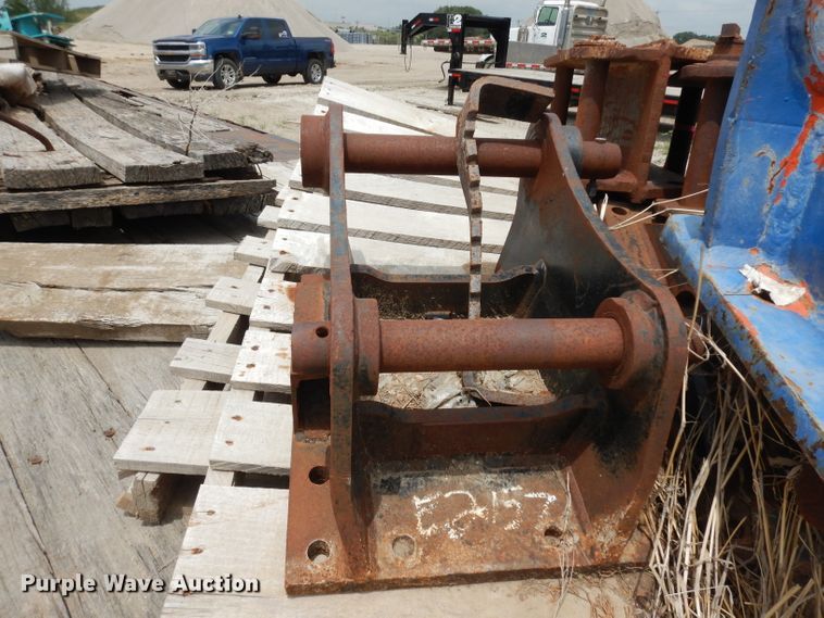 image for item HA9311 Excavator brackets