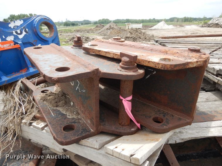 image for item HA9311 Excavator brackets