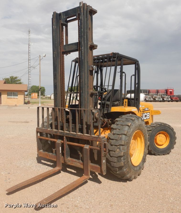 image for item HC9052 2005 JCB Loadall 520-50  forklift