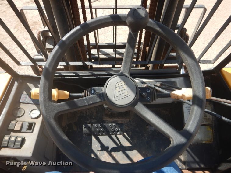 image for item HC9052 2005 JCB Loadall 520-50  forklift