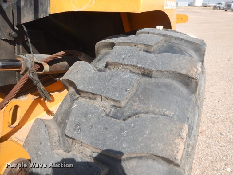 image for item HC9052 2005 JCB Loadall 520-50  forklift