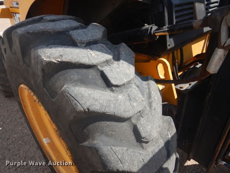 image for item HC9052 2005 JCB Loadall 520-50  forklift