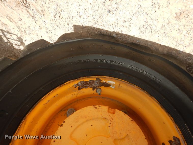 image for item HC9052 2005 JCB Loadall 520-50  forklift