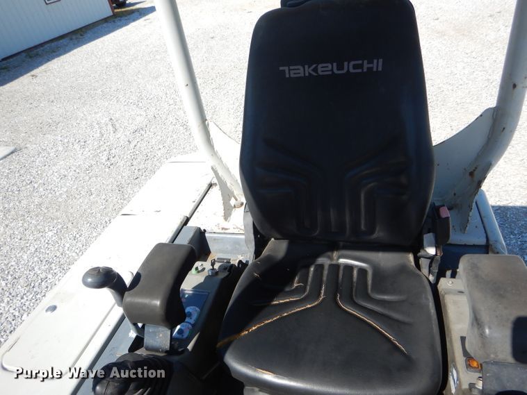 image for item HM9555 2013 Takeuchi TB235  mini excavator