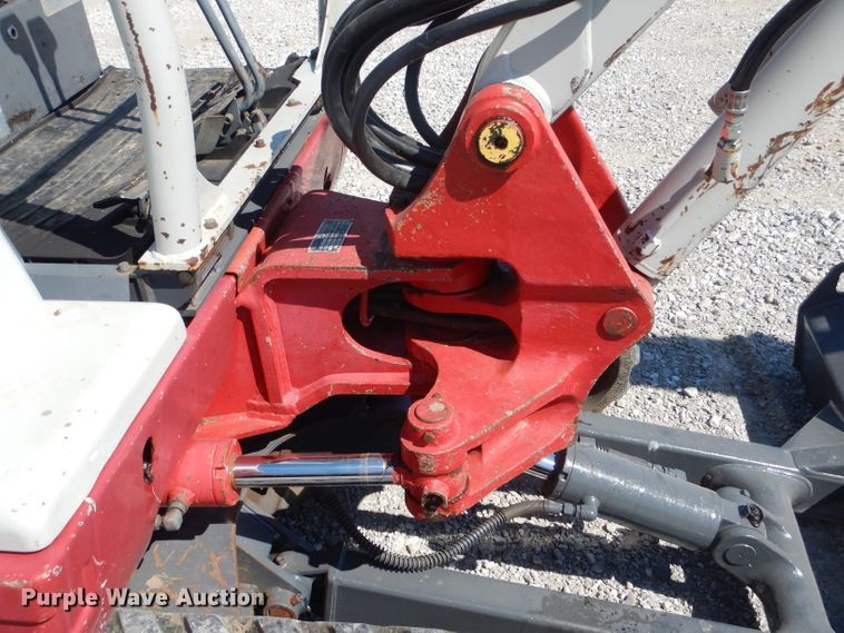 image for item HM9555 2013 Takeuchi TB235  mini excavator