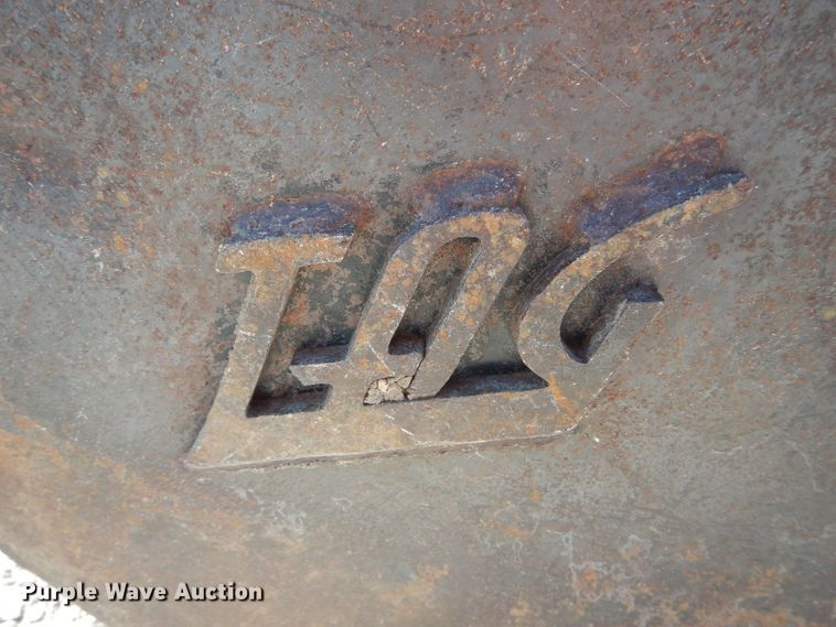 image for item HM9555 2013 Takeuchi TB235  mini excavator