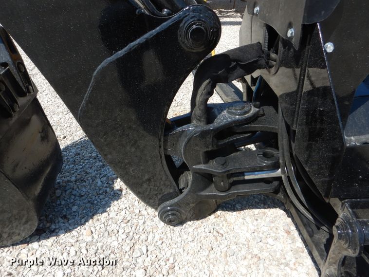 image for item HM9560 2015 Bradco 365 backhoe