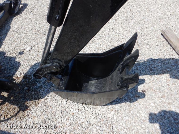 image for item HM9561 2015 Bradco 365 backhoe