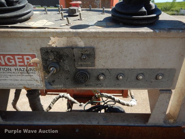 image for item HM9618 2002 Snorkel AB-60JALF0  boom lift