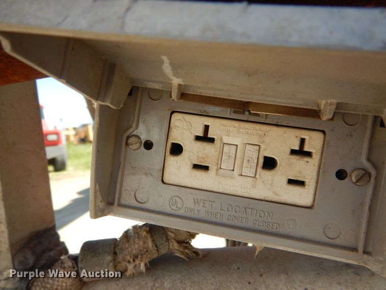 image for item HM9618 2002 Snorkel AB-60JALF0  boom lift