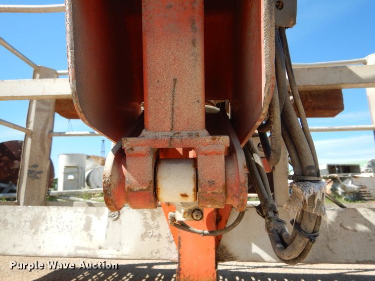 image for item HM9618 2002 Snorkel AB-60JALF0  boom lift