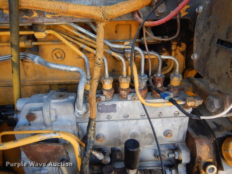 image for item HM9619 1995 John Deere 762B  elevating scraper