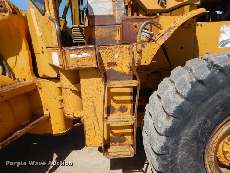 image for item HM9620 Caterpillar 966C  wheel loader