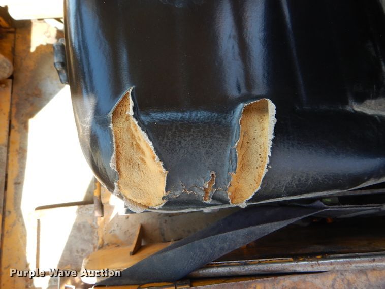 image for item HM9620 Caterpillar 966C  wheel loader