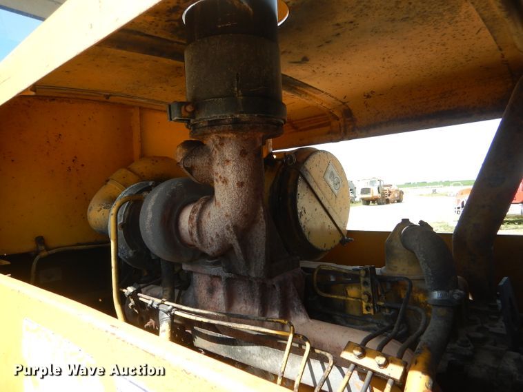 image for item HM9620 Caterpillar 966C  wheel loader