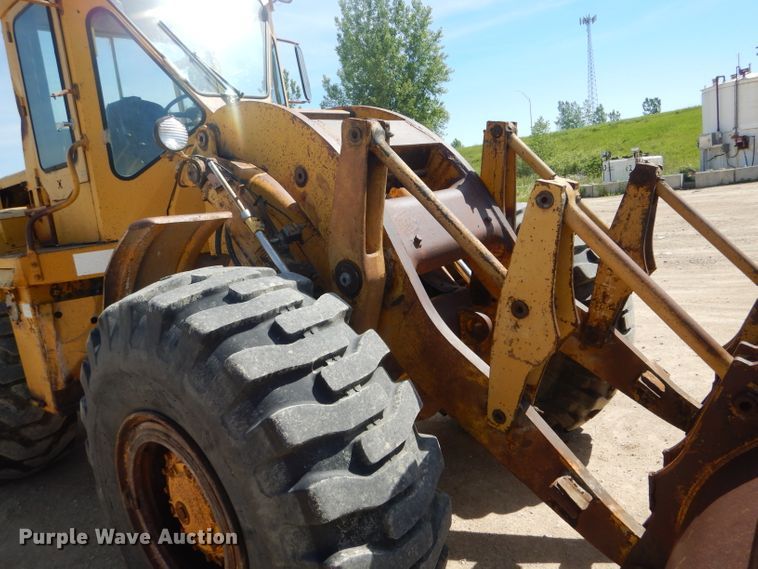 image for item HM9620 Caterpillar 966C  wheel loader