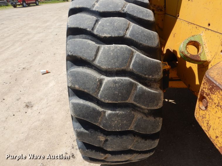 image for item HM9620 Caterpillar 966C  wheel loader