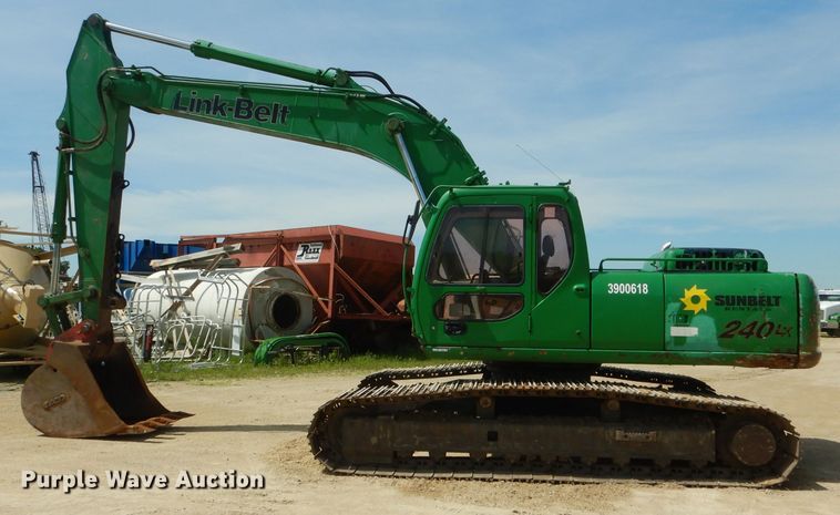 image for item HM9623 Link Belt 240 LX  excavator