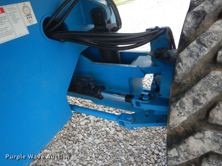 image for item HM9632 2007 Genie S-60  boom lift