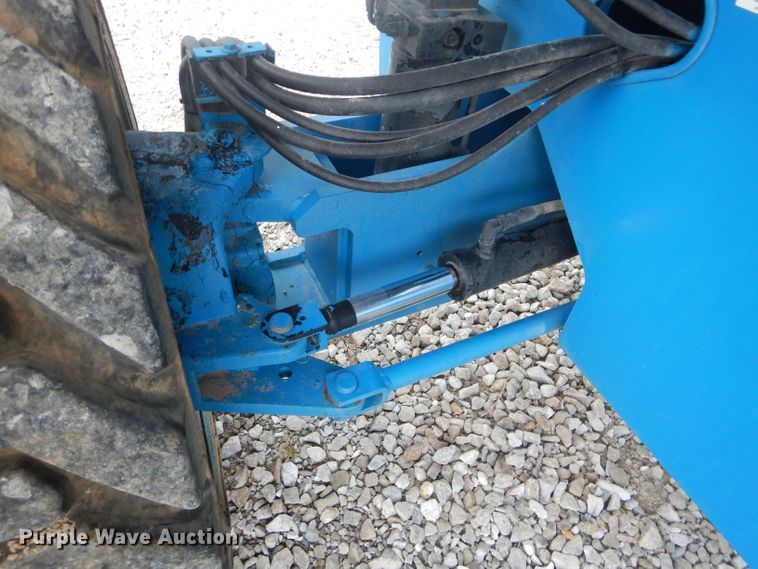 image for item HM9632 2007 Genie S-60  boom lift