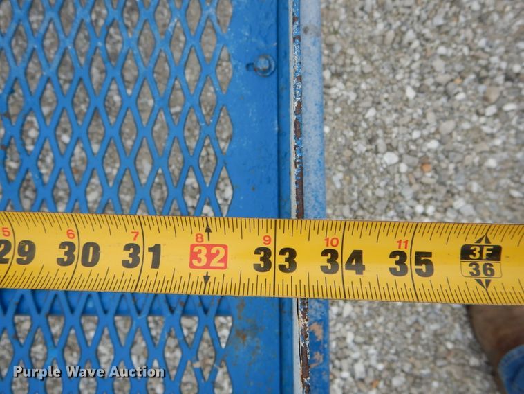 image for item HM9632 2007 Genie S-60  boom lift