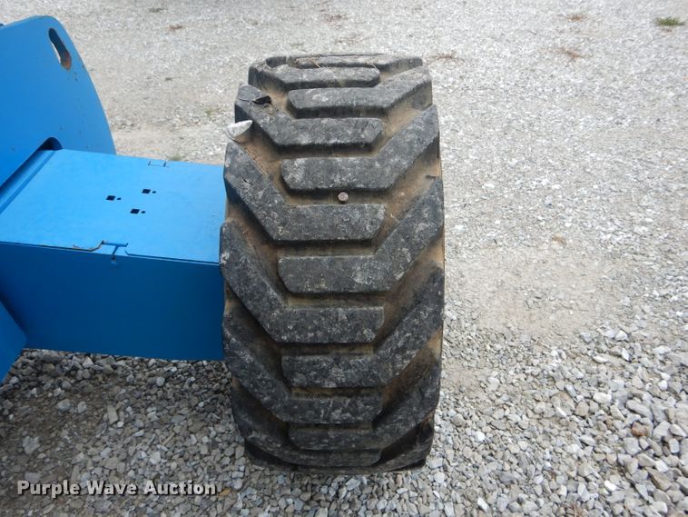 image for item HM9632 2007 Genie S-60  boom lift