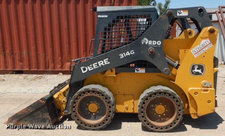 image for item HS9692 2016 John Deere 314G  skid steer loader